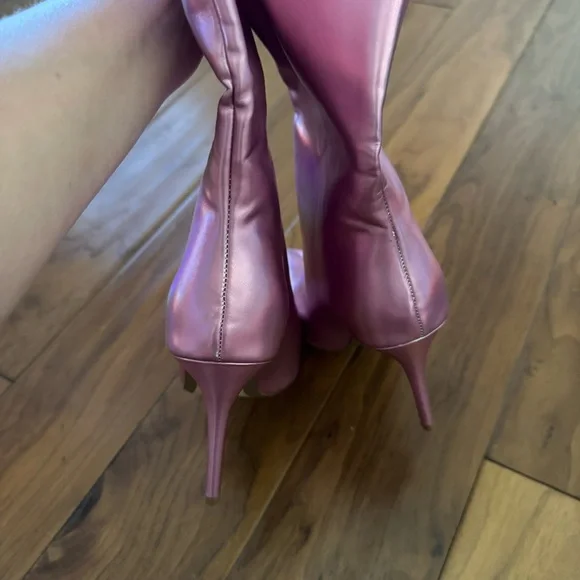 NWT Steve Madden Sarina Iridescent Point Toe Boots Sz 8,5 - Picture 11 of 12